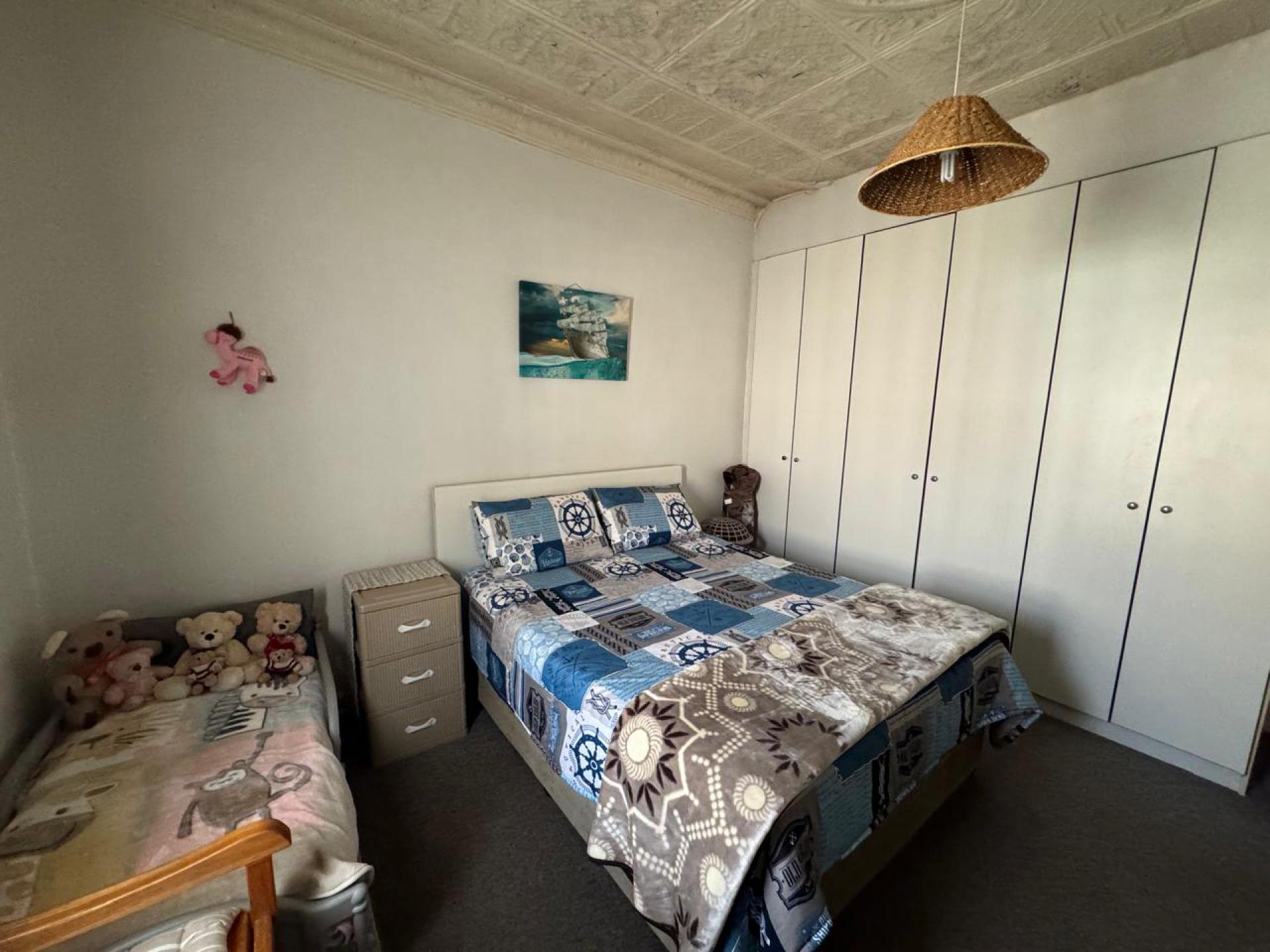  of property in Roodepoort North