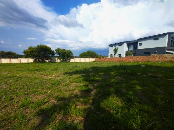 Land for Sale For Sale in Bendor - MR699977