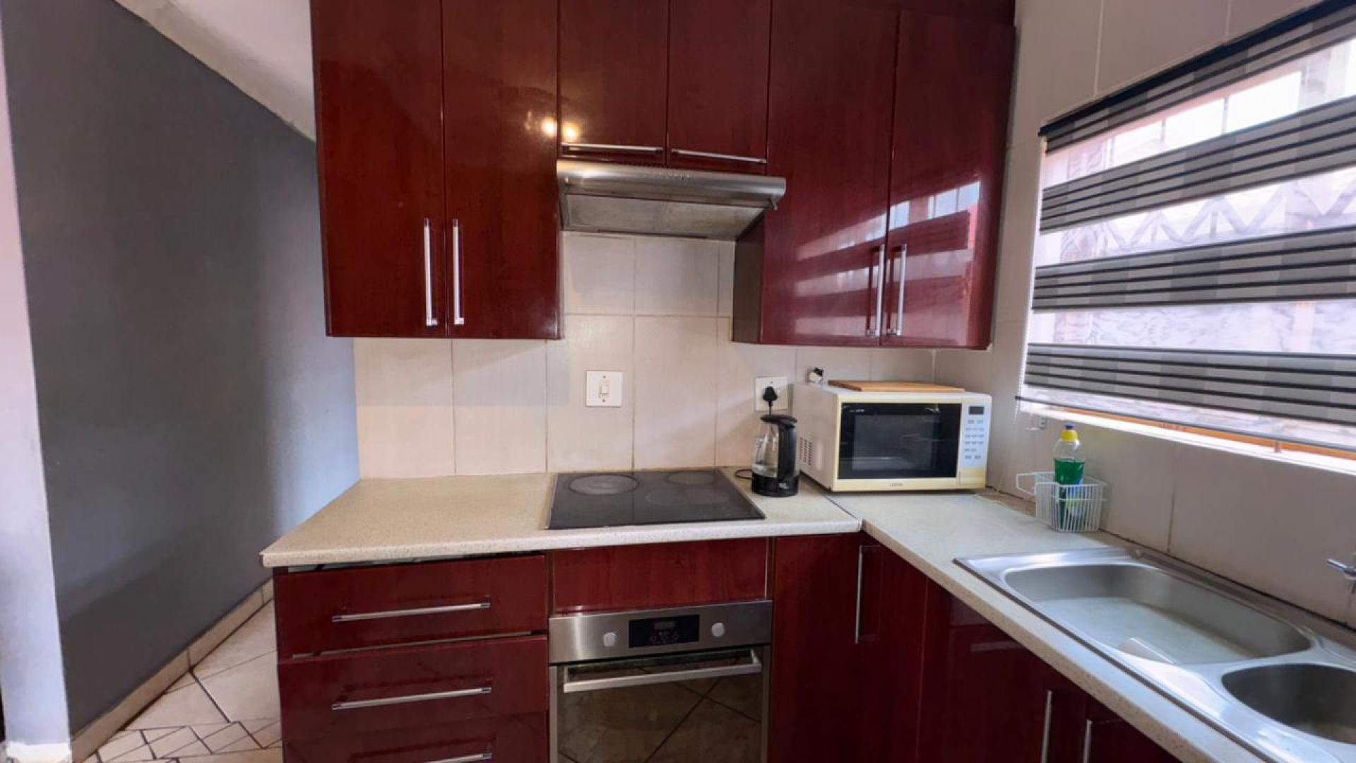 Kitchen of property in Soshanguve