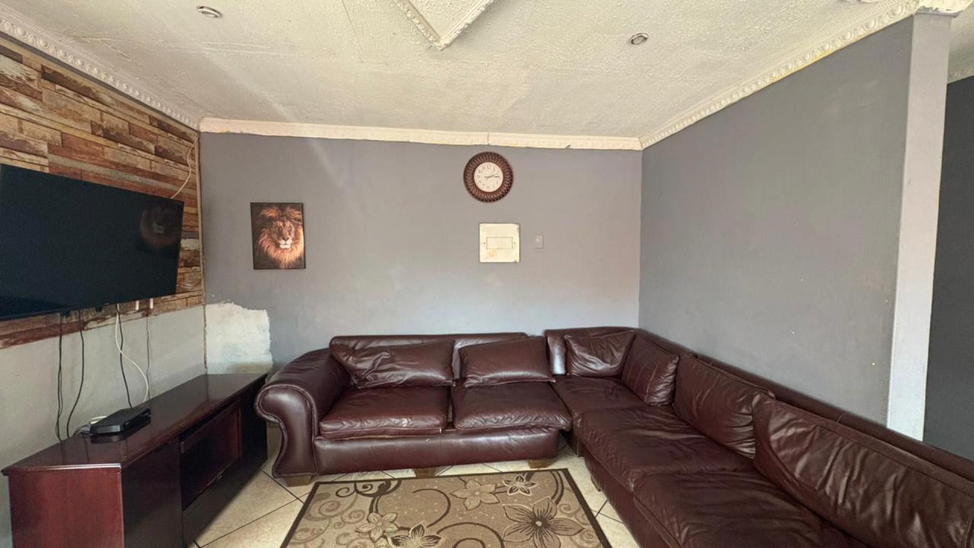 Lounges of property in Soshanguve