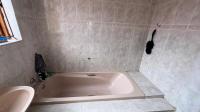 Bathroom 1 of property in Soshanguve