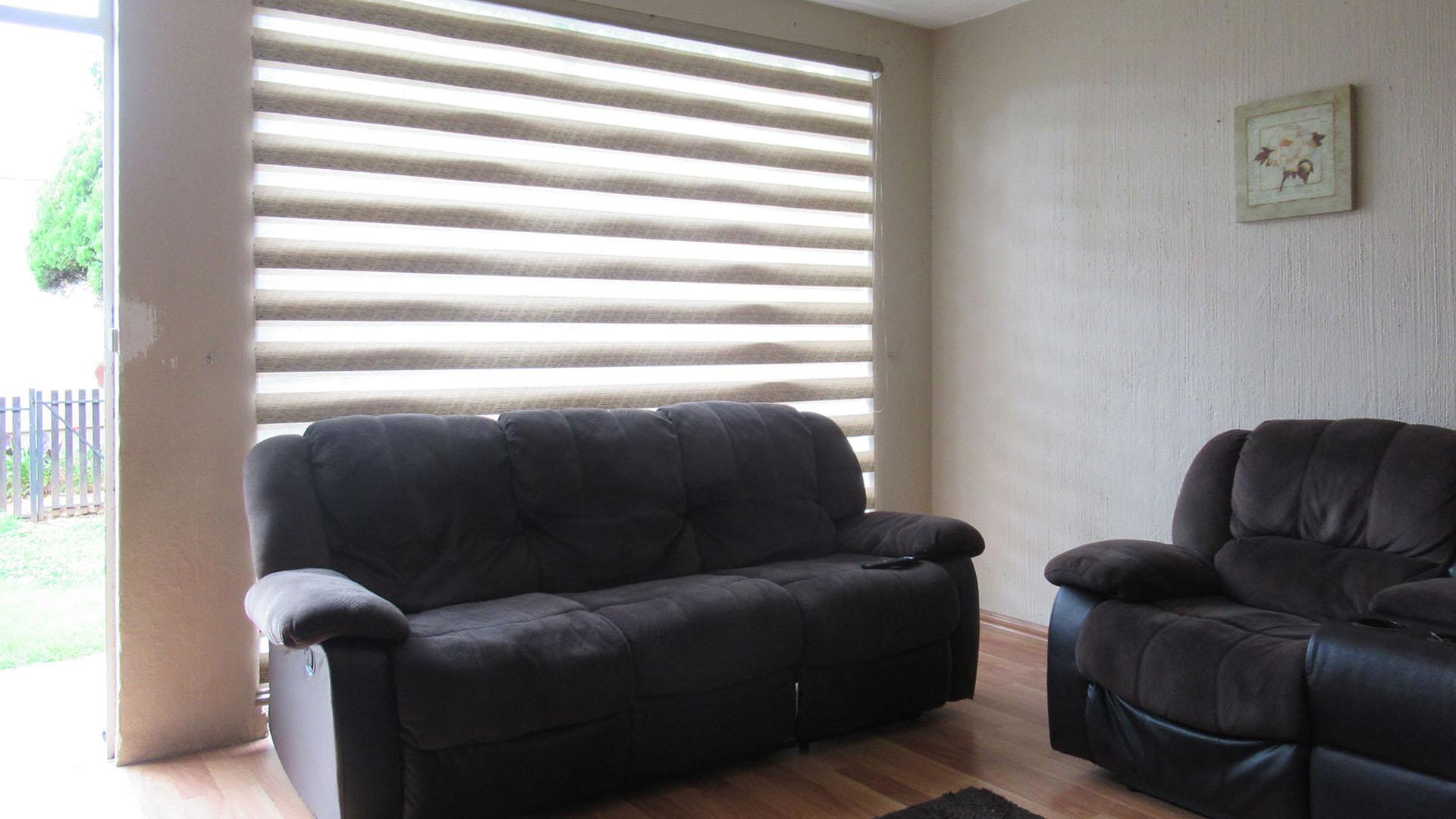 Lounges - 20 square meters of property in Florida