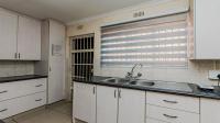 Kitchen - 10 square meters of property in Florida