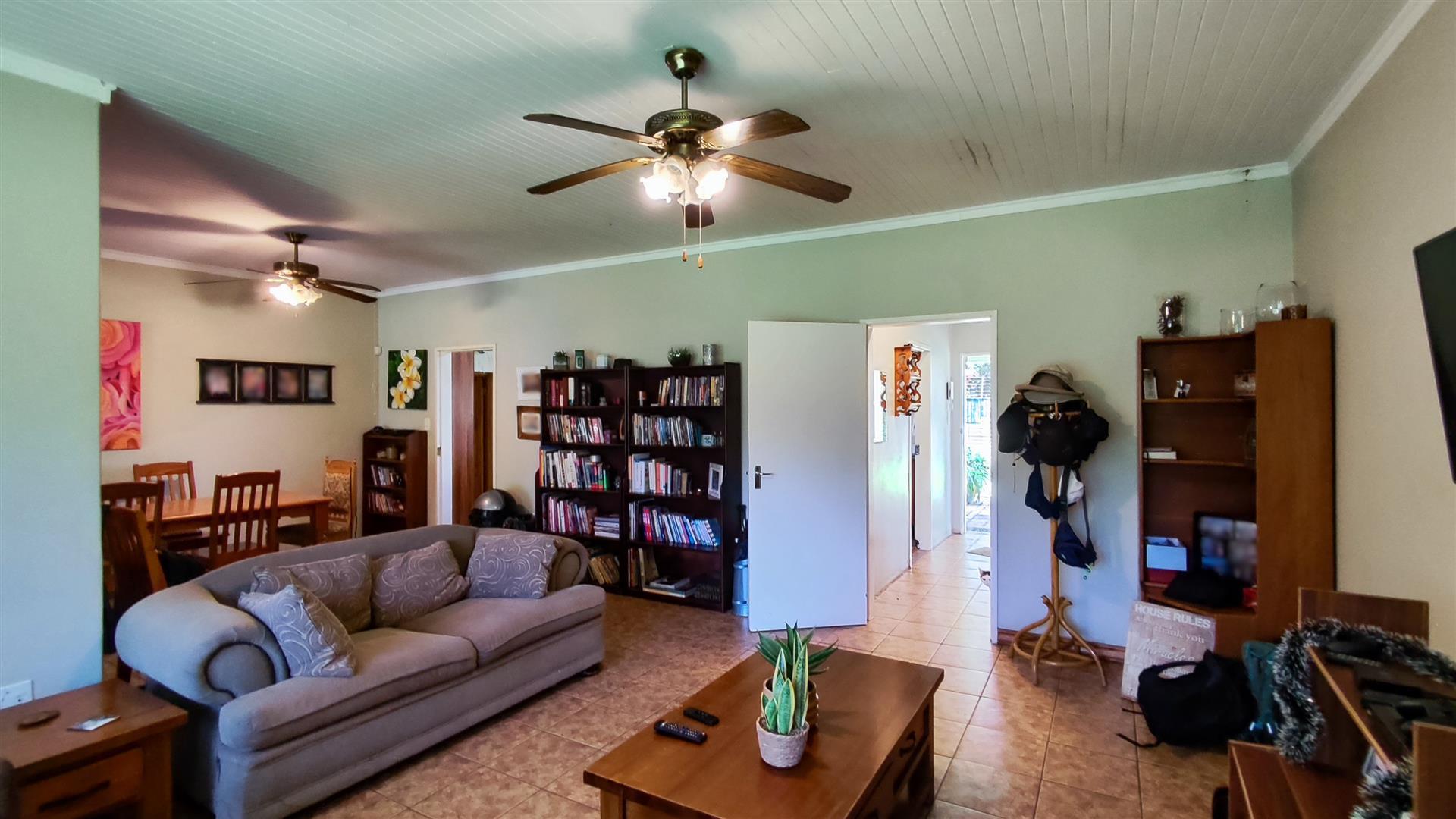 TV Room of property in Meyerton