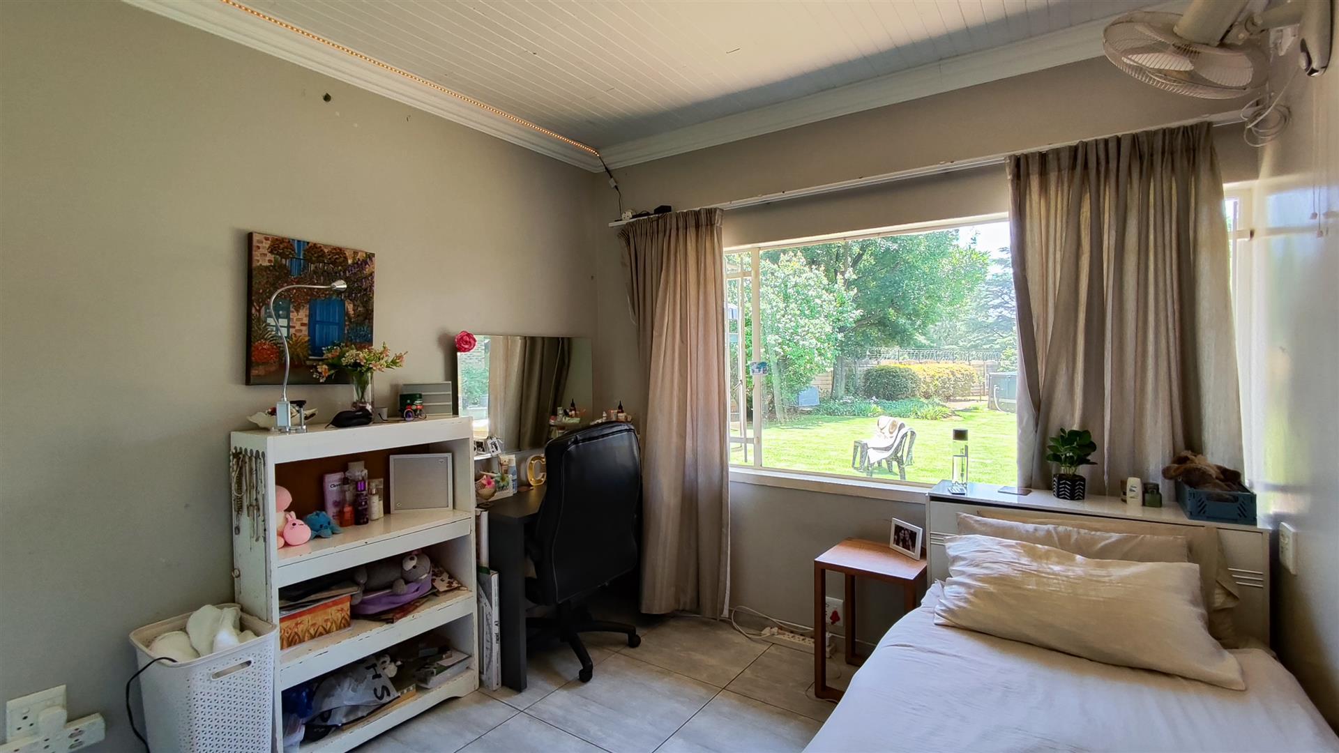 Bed Room 2 - 13 square meters of property in Meyerton