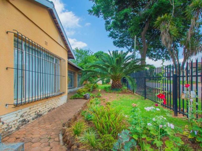 2 Bedroom House to Rent in Hamberg - Property to rent - MR700016