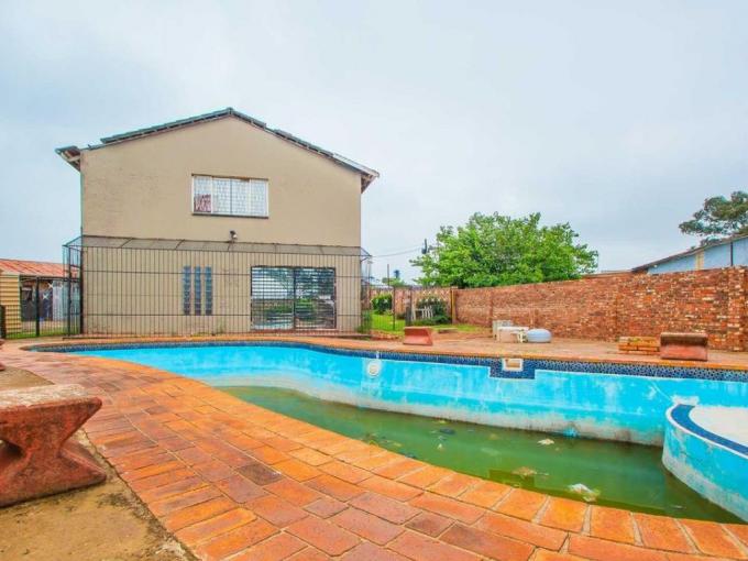 3 Bedroom House for Sale For Sale in Claremont - JHB - MR700018