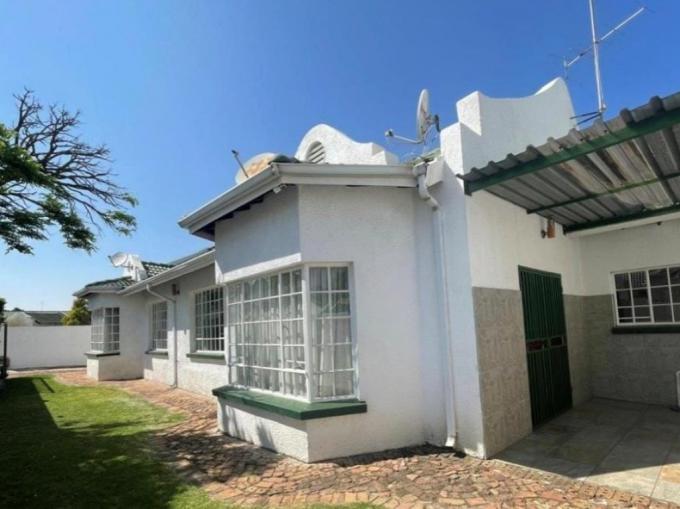 3 Bedroom Simplex for Sale For Sale in Union - MR700041