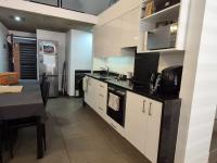  of property in Sunnyside