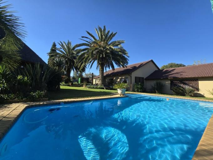 4 Bedroom House for Sale For Sale in Walkerville - MR700077