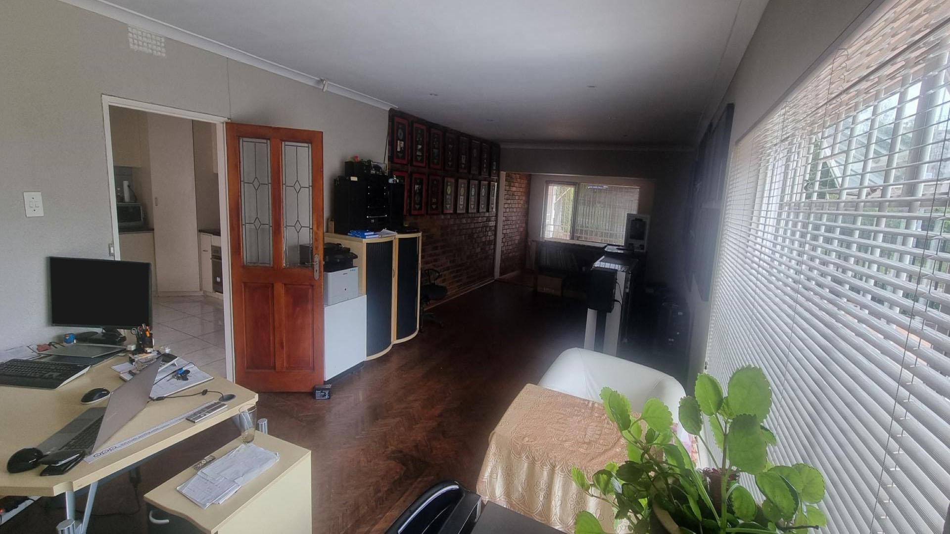 Spaces of property in Blairgowrie