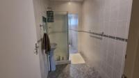 Bathroom 1 of property in Blairgowrie