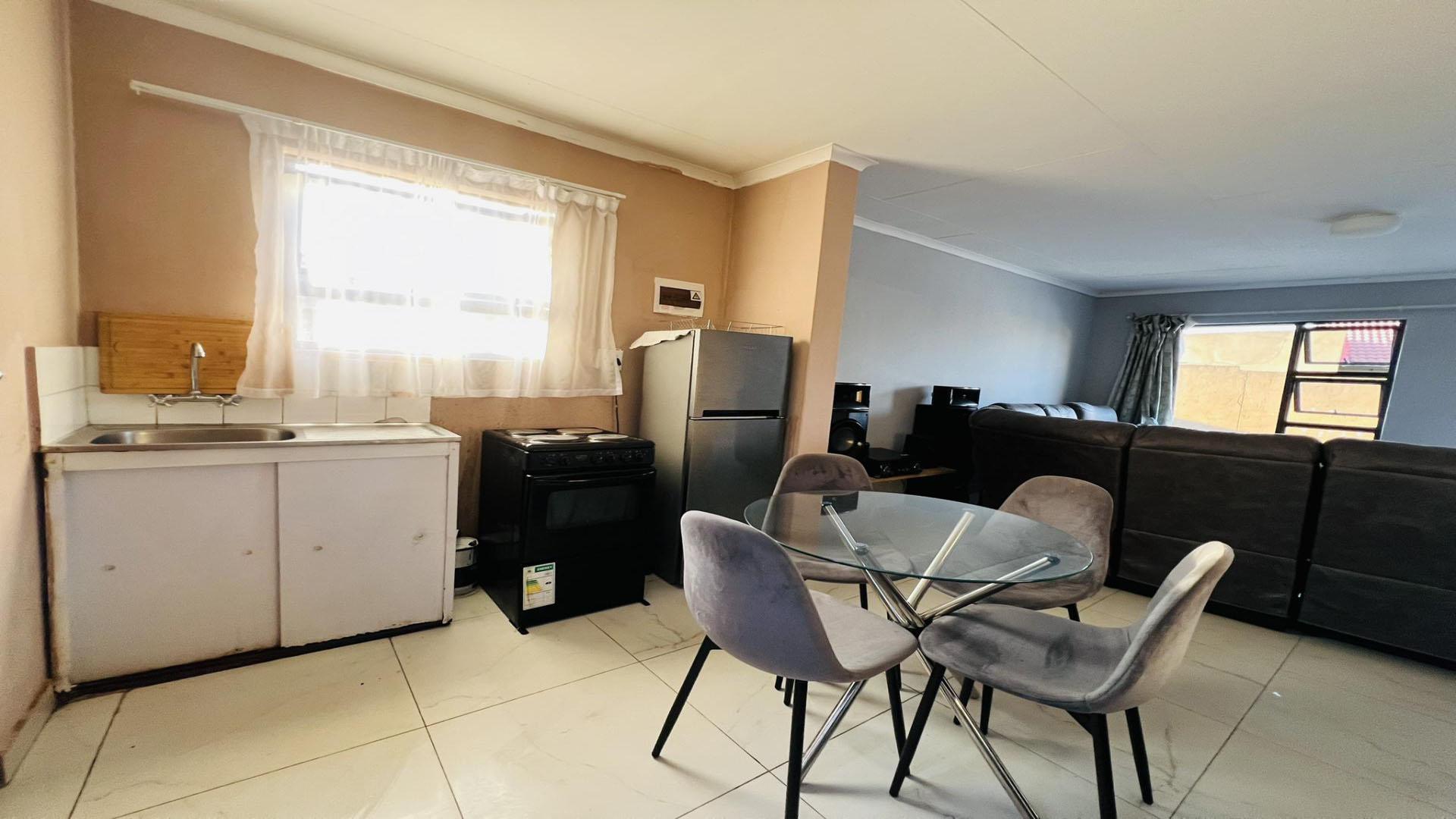 Kitchen of property in Tirong 