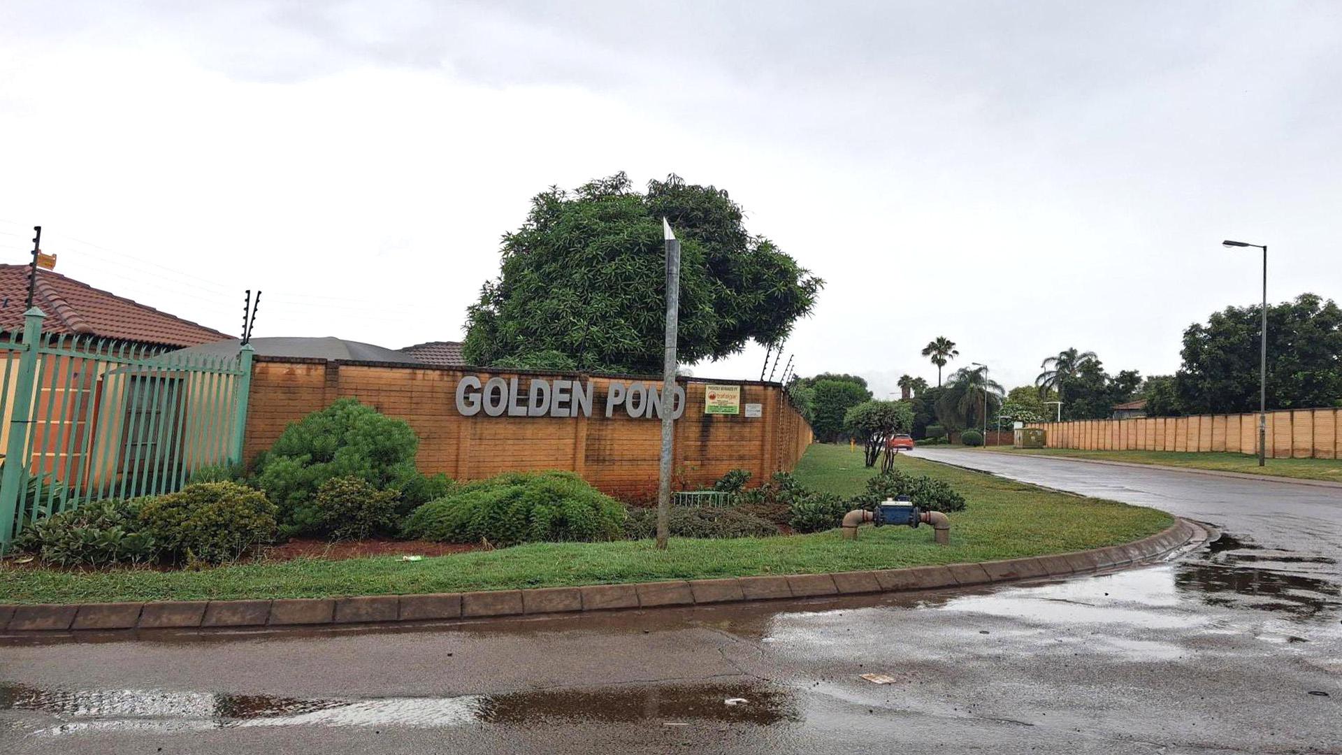 Front View of property in The Orchards