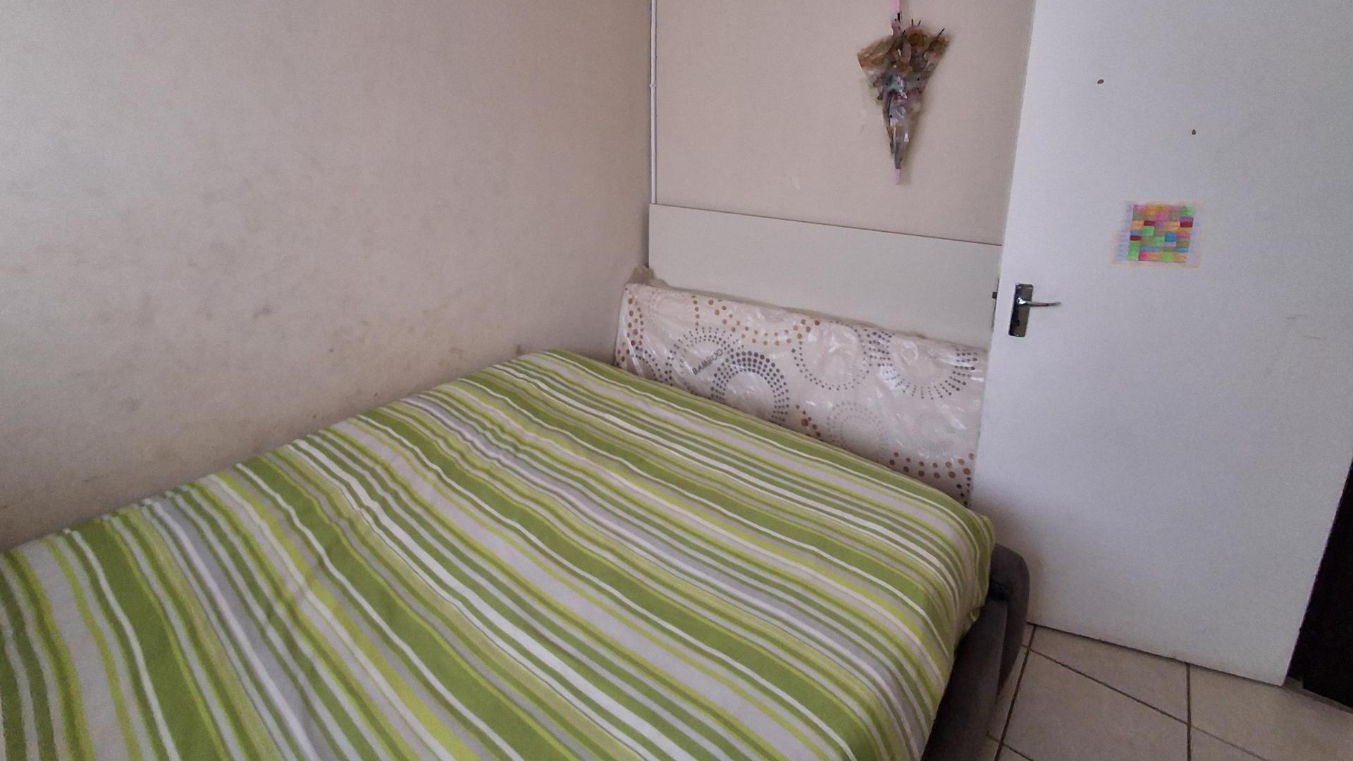 Bed Room 1 of property in The Orchards