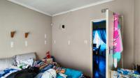 Bed Room 1 - 12 square meters of property in Bonaero Park