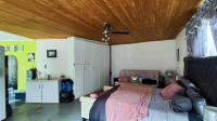 Main Bedroom - 44 square meters of property in Bonaero Park
