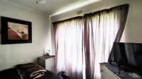 Bed Room 2 - 12 square meters of property in Bonaero Park