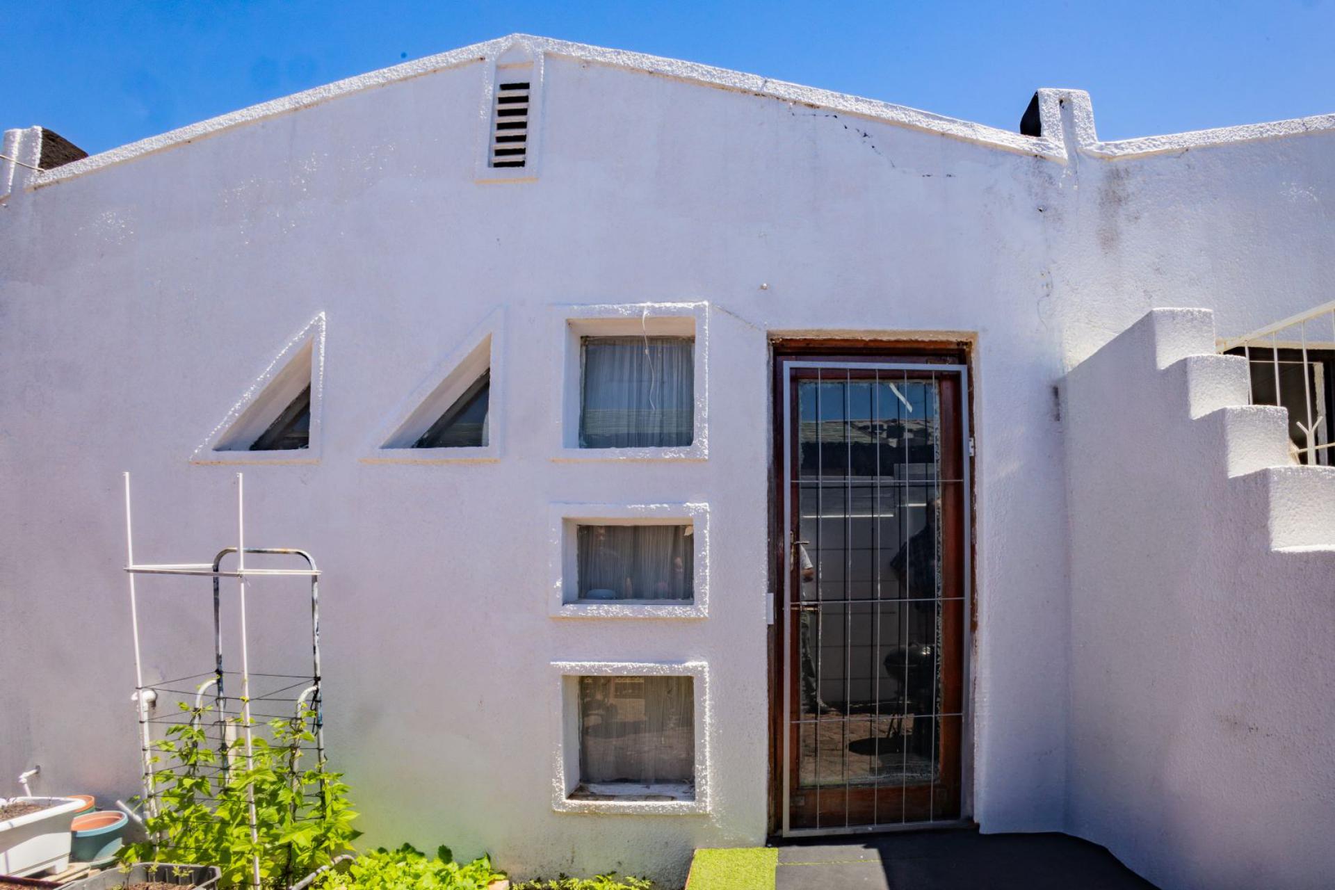  of property in Protea Hoogte