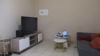 Lounges - 10 square meters of property in Honey Park