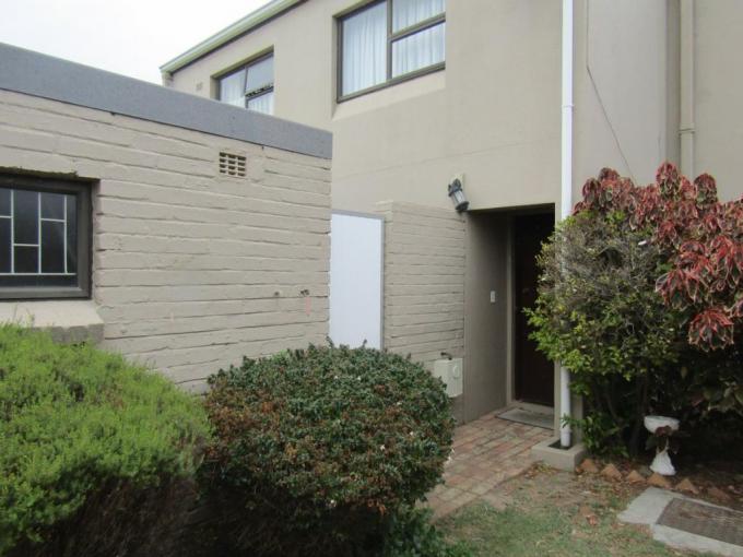 2 Bedroom Duplex to Rent in La Rochelle - CPT - Property to rent - MR700111