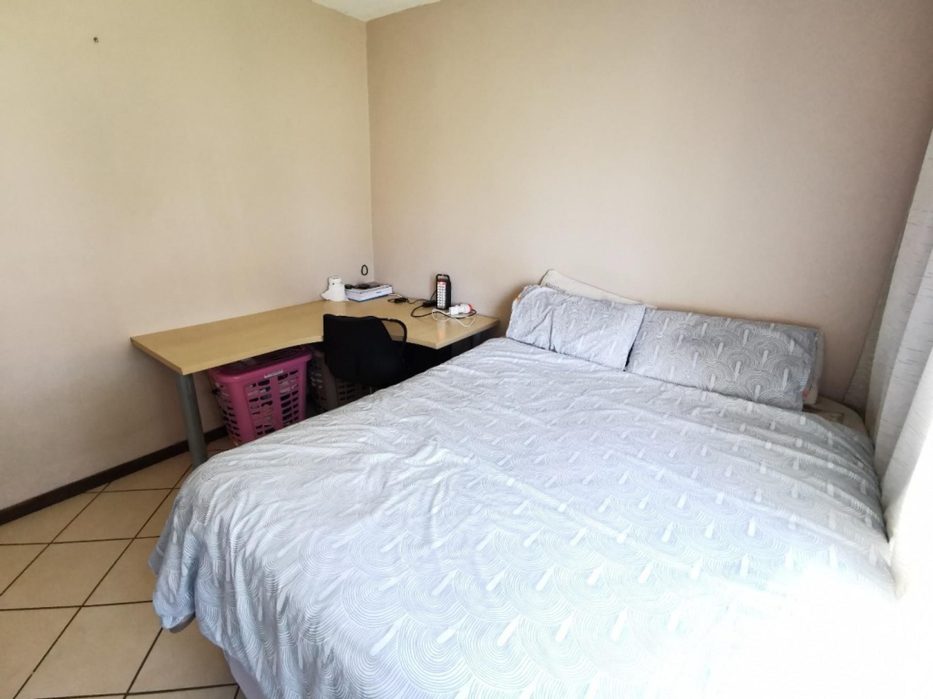  of property in Karenpark