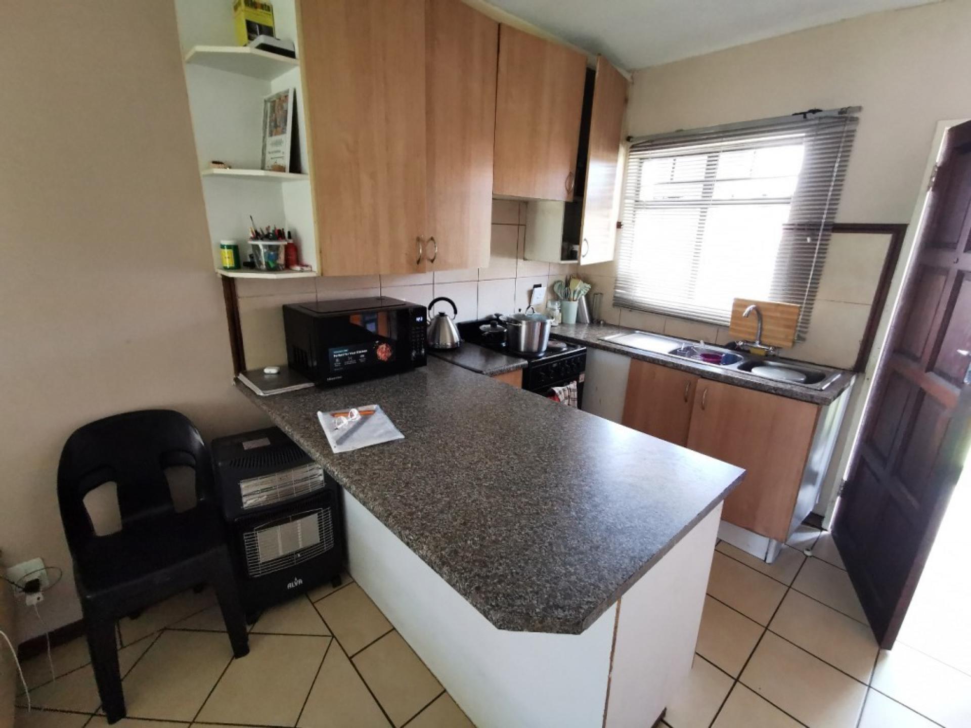  of property in Karenpark