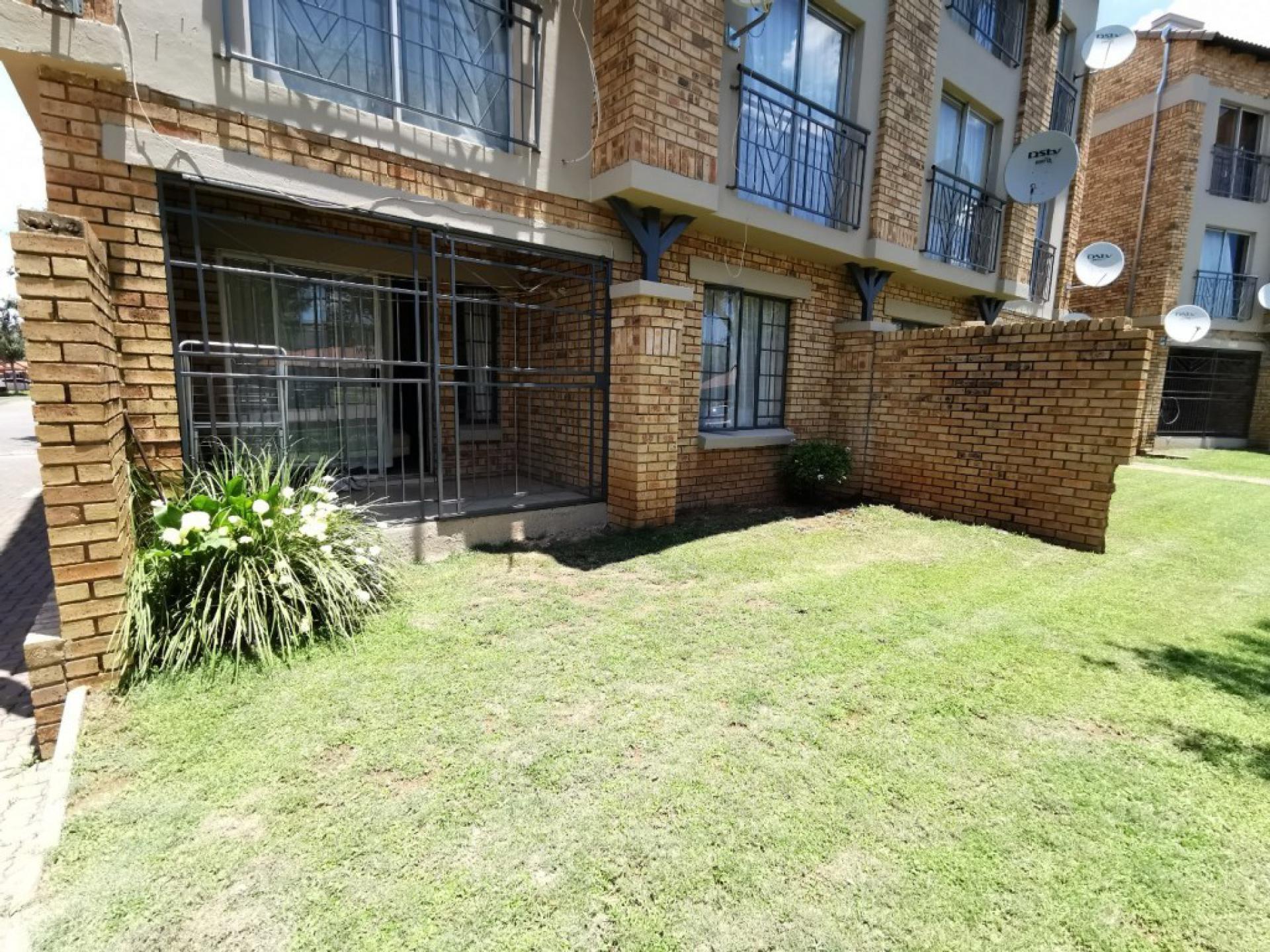  of property in Karenpark