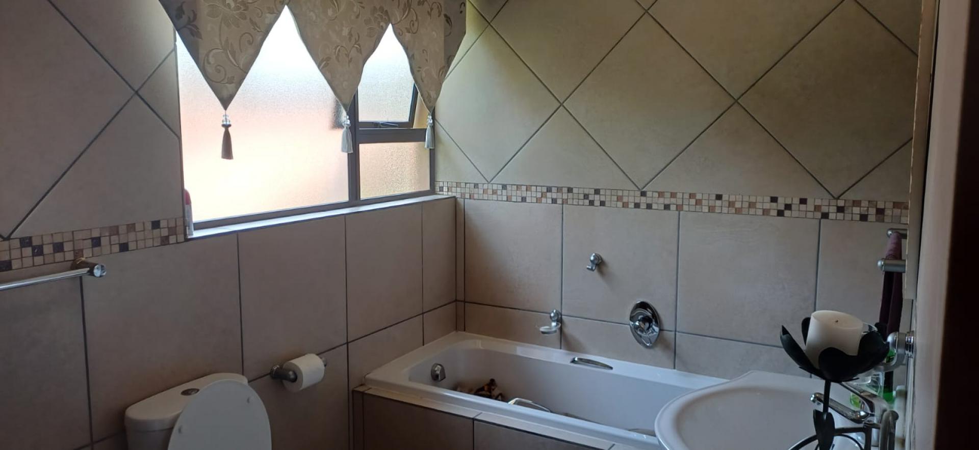  of property in Brentwood Park