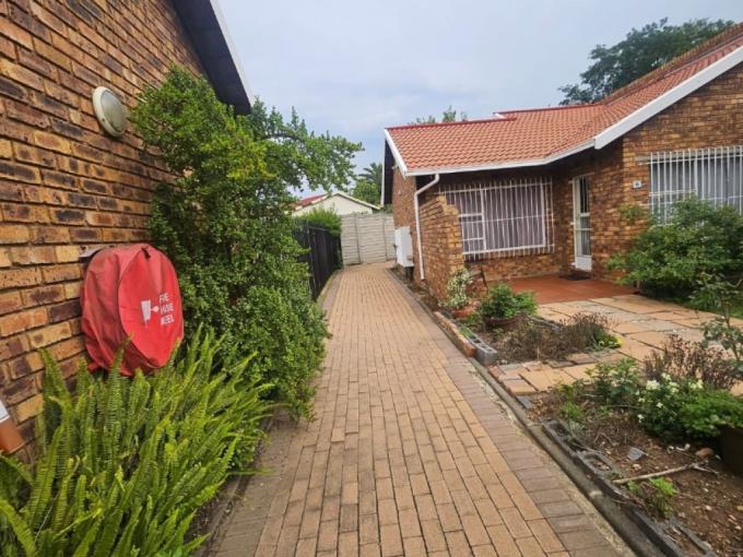 2 Bedroom Simplex for Sale For Sale in Witfield - MR700183