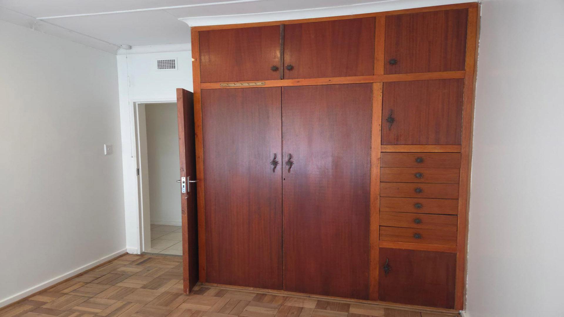 Bed Room 2 of property in Songloed