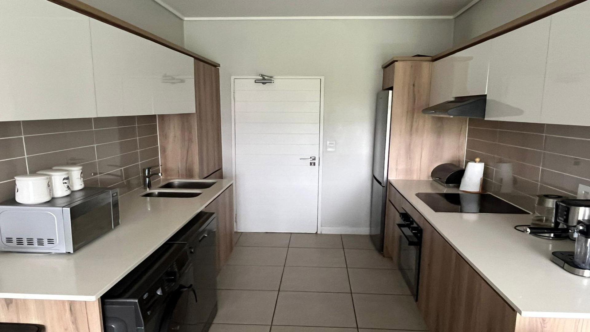 Kitchen - 9 square meters of property in Linbro Park A.H.