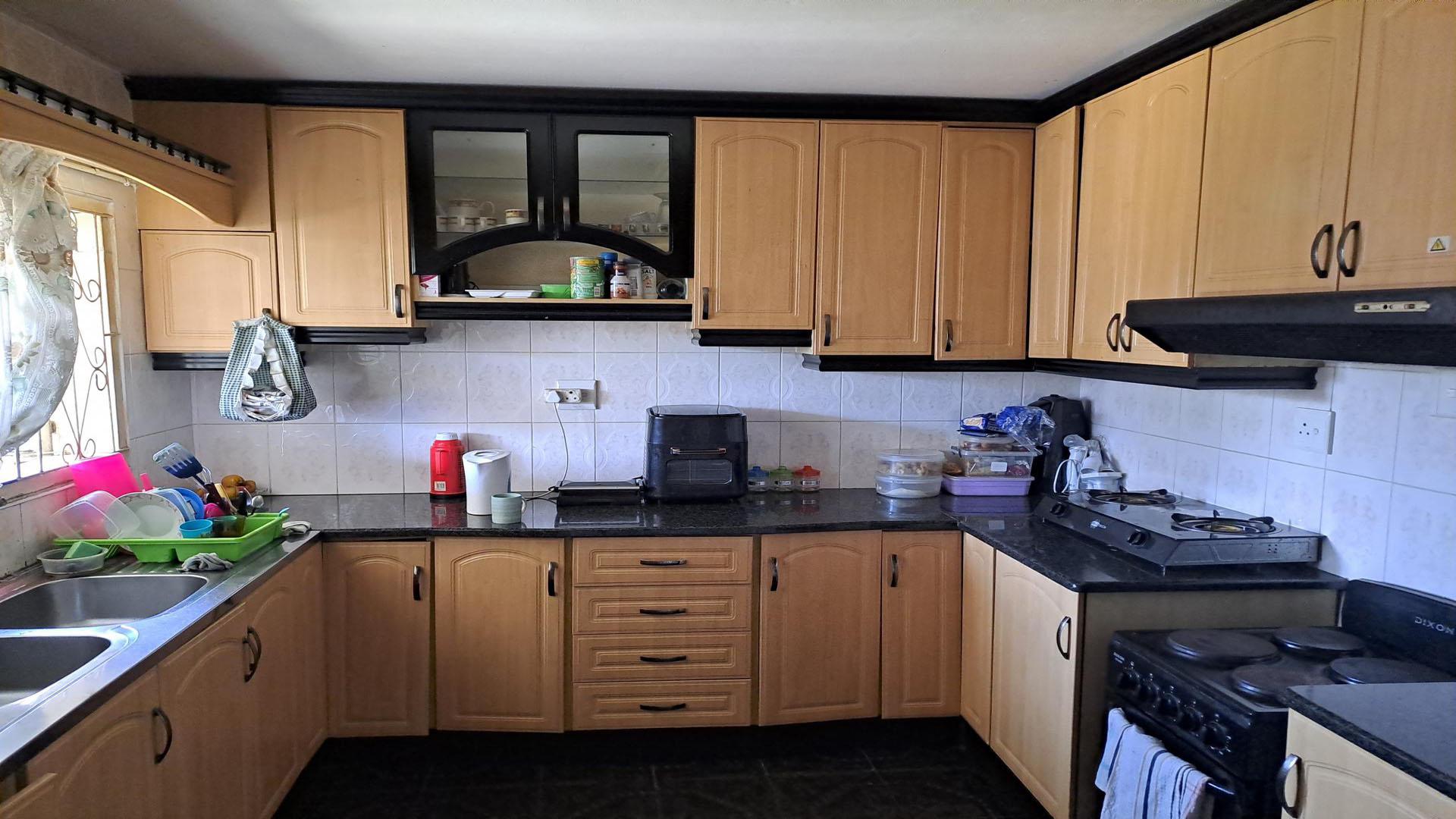 Kitchen of property in Westham