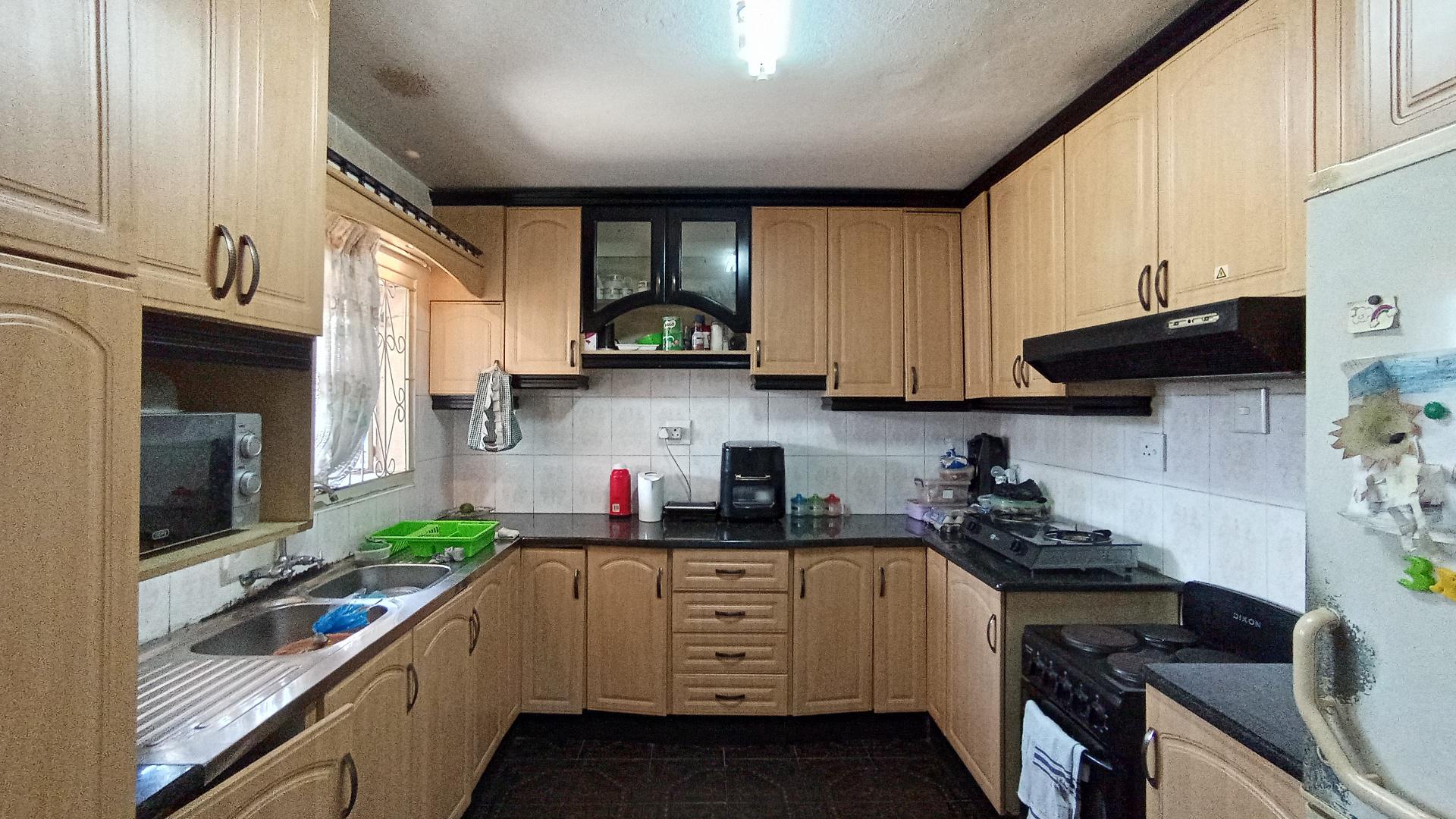 Kitchen - 11 square meters of property in Westham