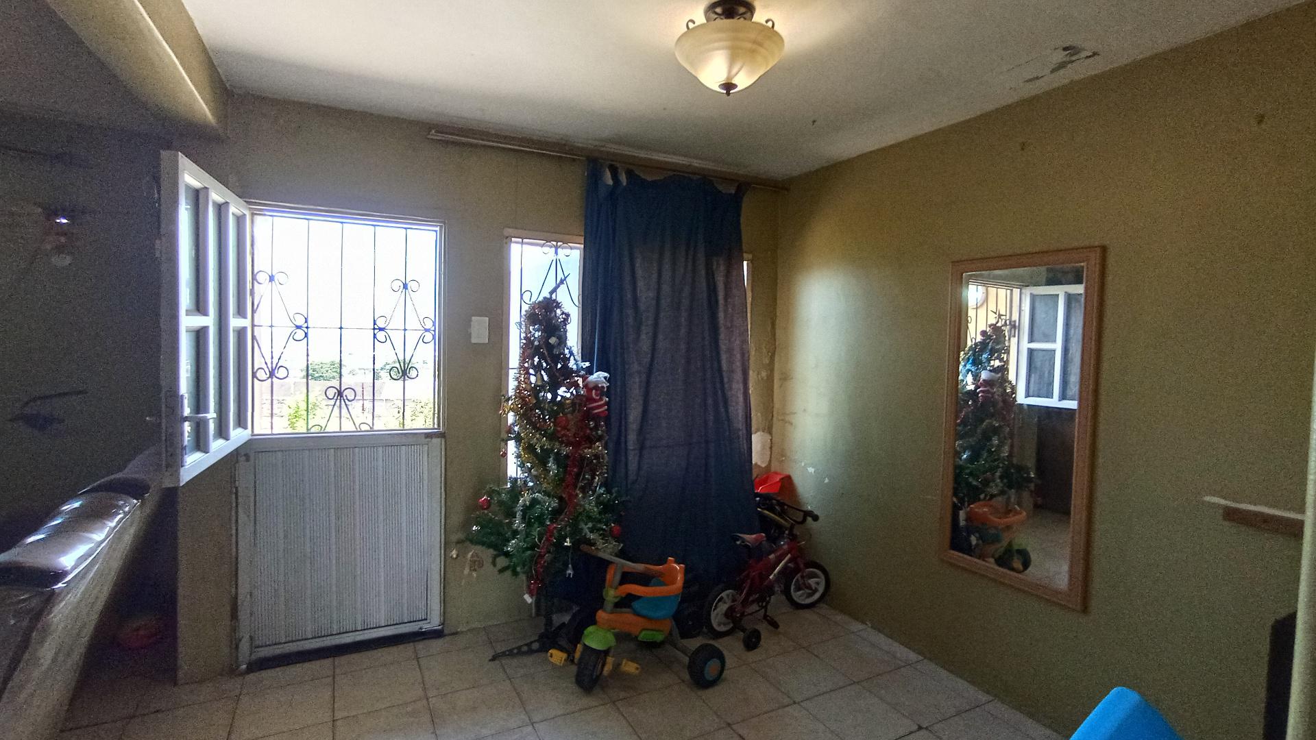 Dining Room - 11 square meters of property in Westham