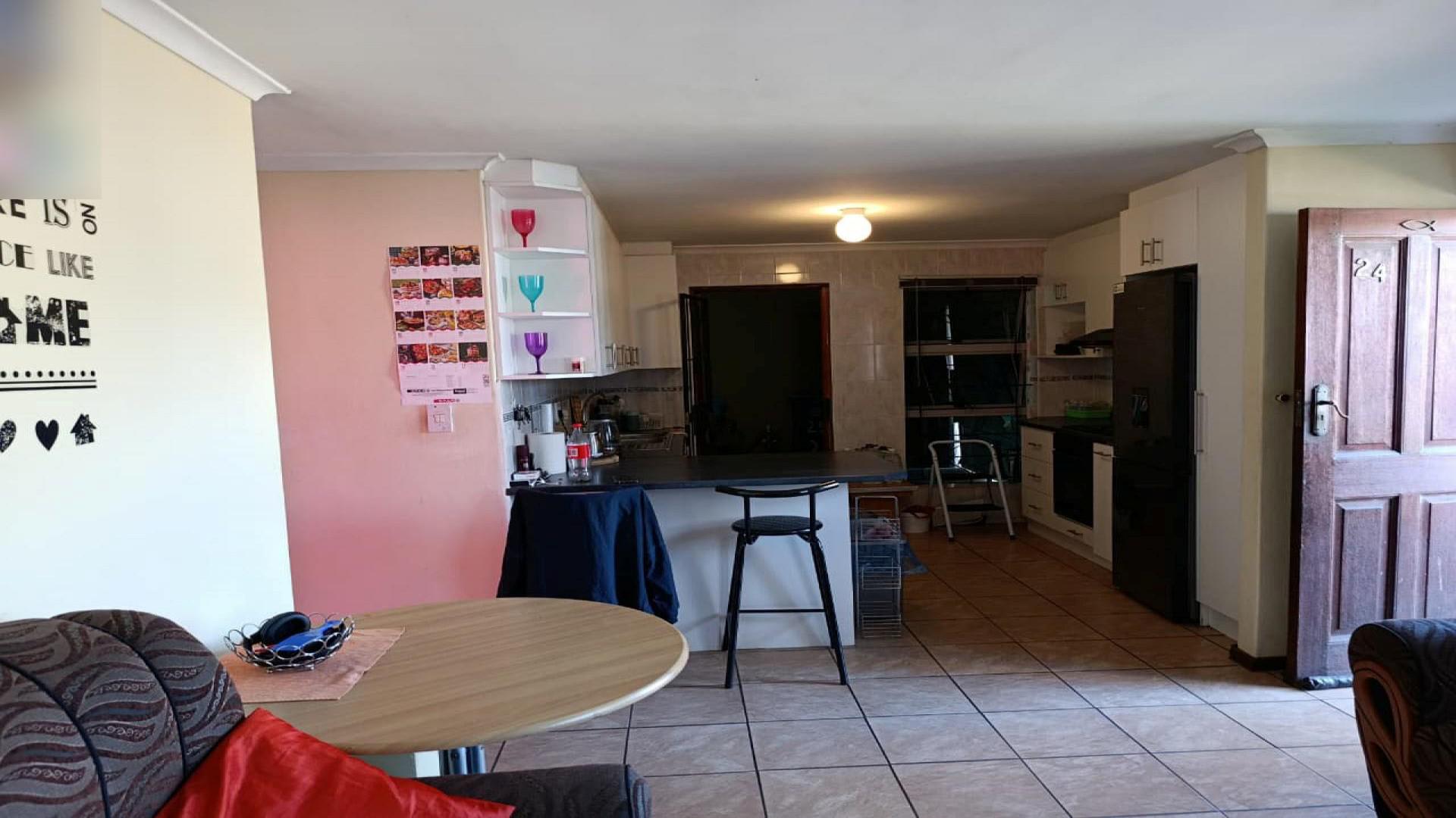 Lounges of property in Kleinvlei