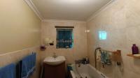 Bathroom 1 of property in Kleinvlei