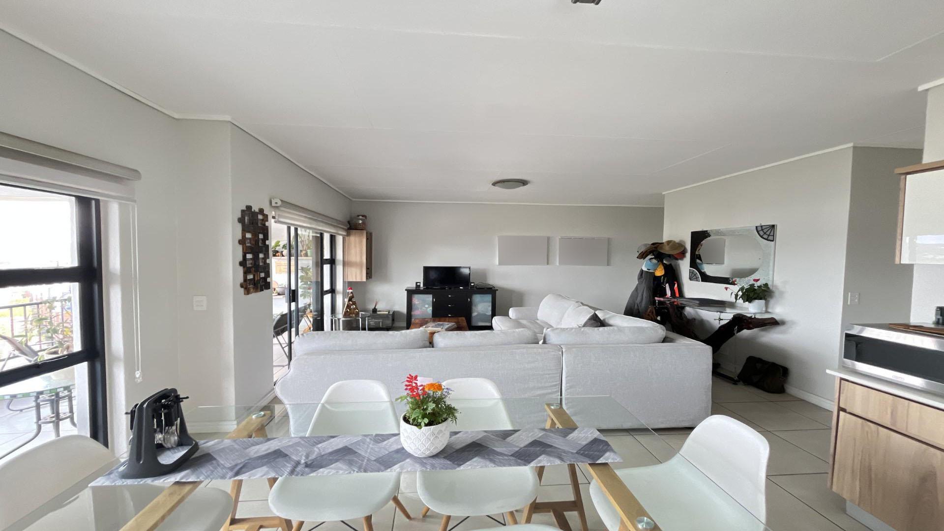 Lounges of property in Linbro Park A.H.