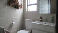 Main Bathroom - 6 square meters of property in Linbro Park A.H.