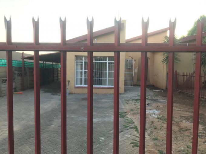 1 Bedroom Apartment to Rent in Uitsig - Property to rent - MR700220