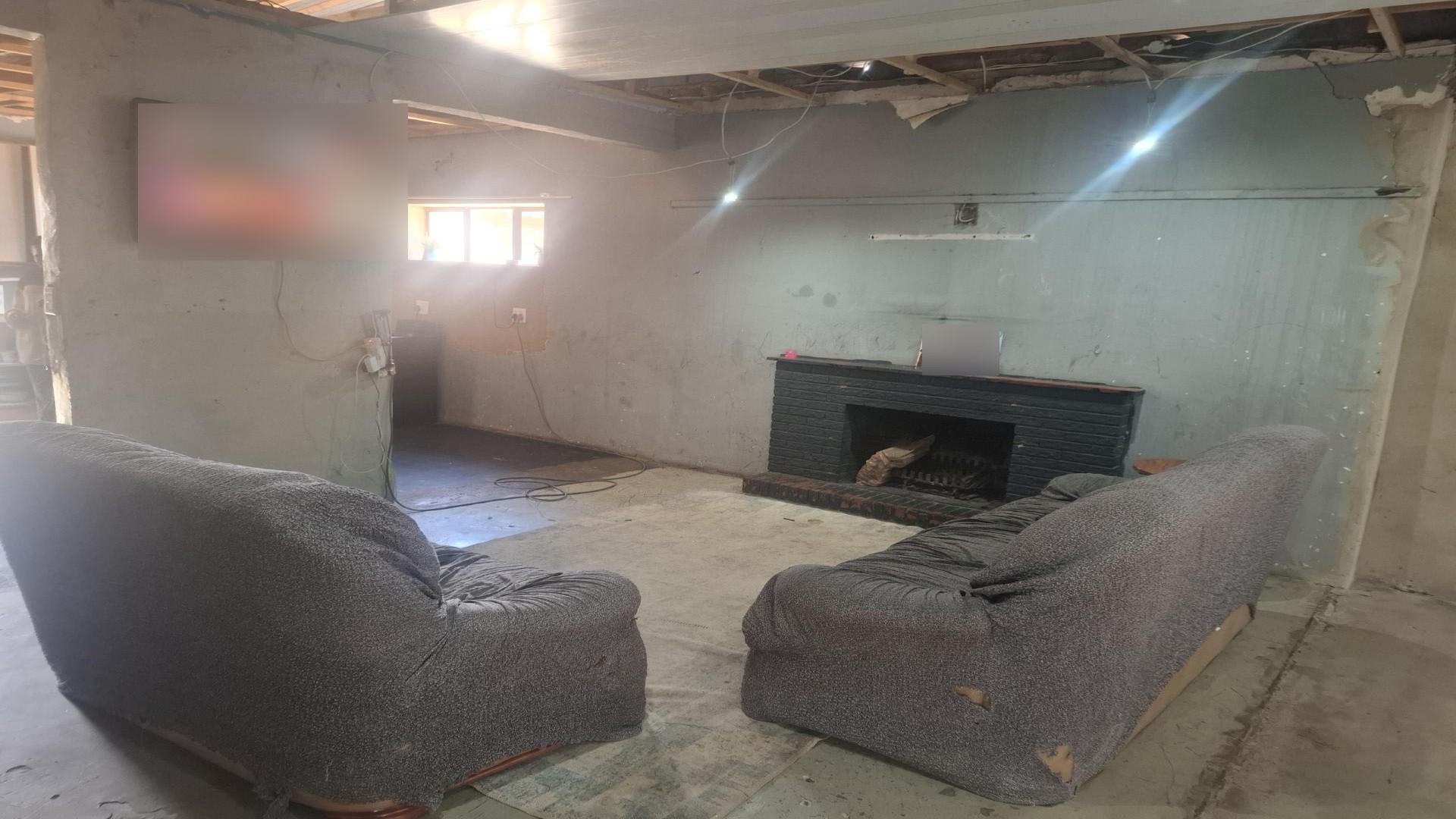 Lounges of property in Venterspos