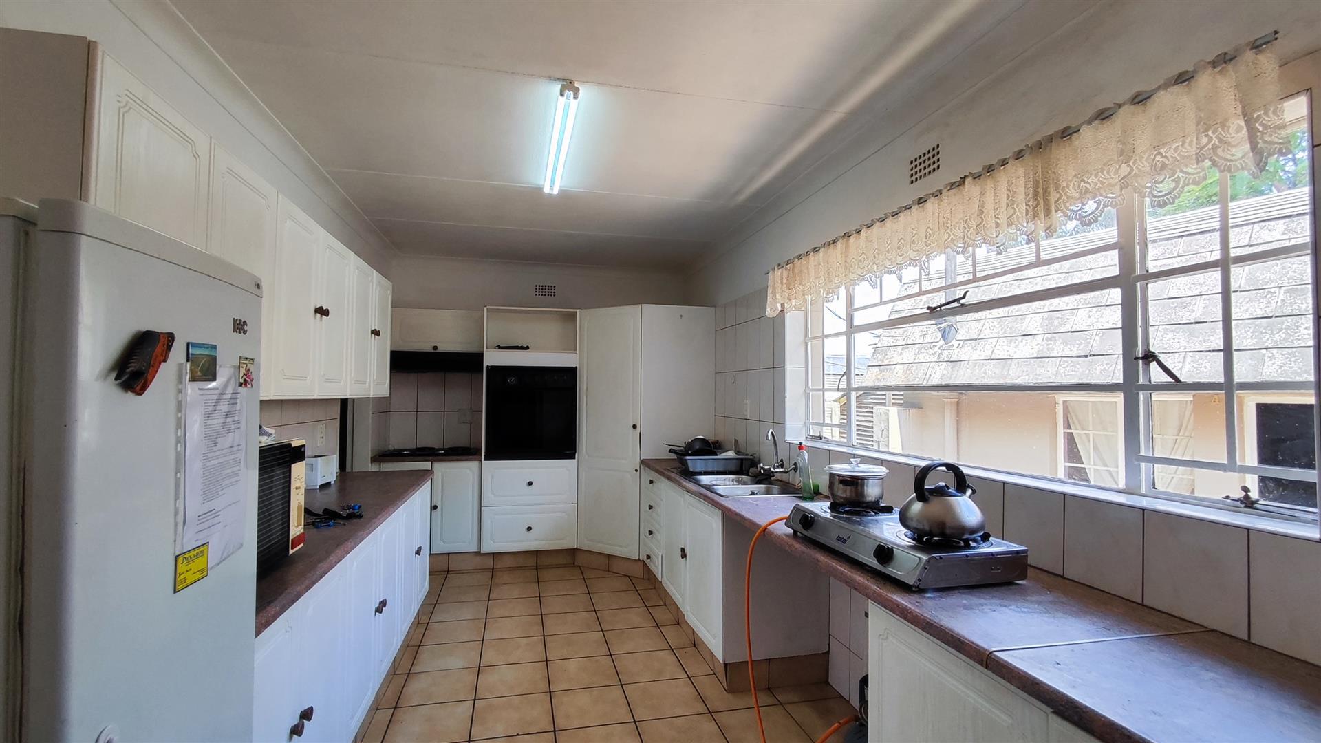 Kitchen - 34 square meters of property in Birchleigh