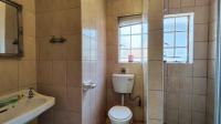 Bathroom 1 - 19 square meters of property in Birchleigh