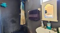 Bathroom 1 - 19 square meters of property in Birchleigh