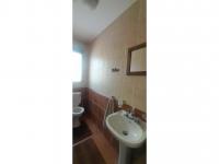  of property in Thatchfield