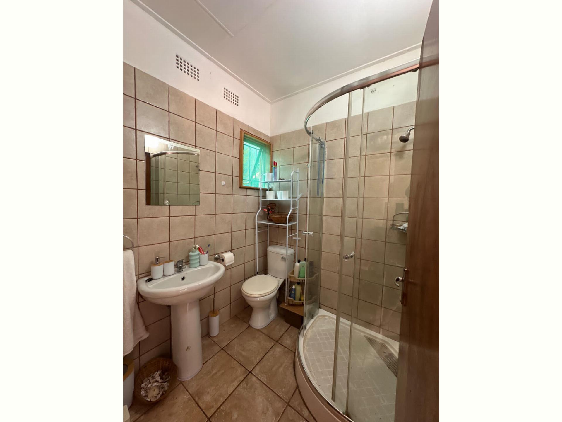  of property in Umzumbe