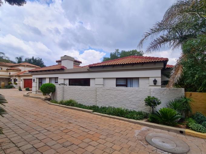 3 Bedroom House for Sale For Sale in Jordaanpark - MR700255