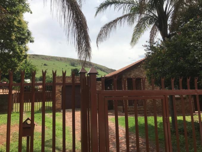 4 Bedroom House for Sale For Sale in Suiderberg - MR700266