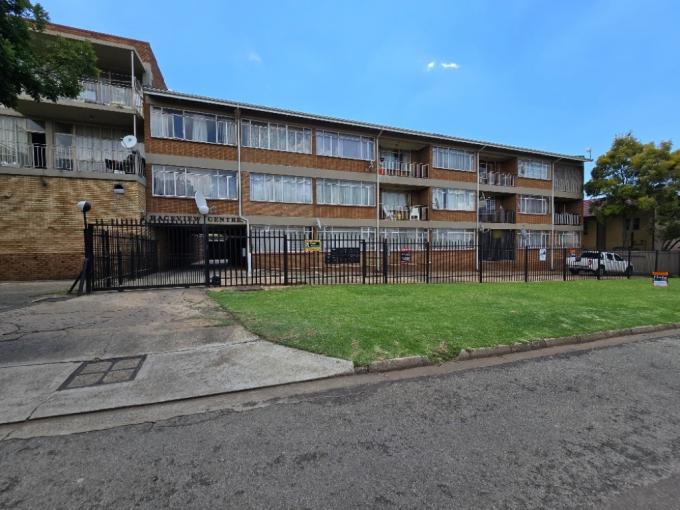 2 Bedroom Apartment for Sale For Sale in Raceview - MR700267