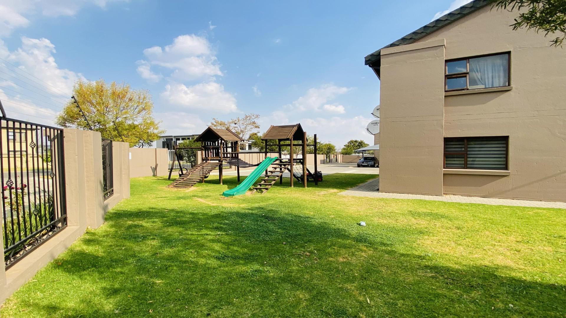 Entertainment of property in Helderwyk Estate